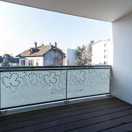 Apartment Stella 3 - 2 New With Balcony & Garage *